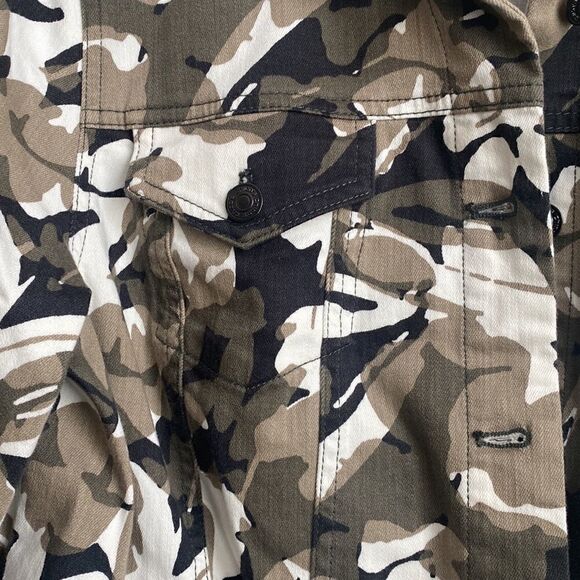 Chico’s Floral CAMO Print Jacket L12/14 - Picture 5 of 8